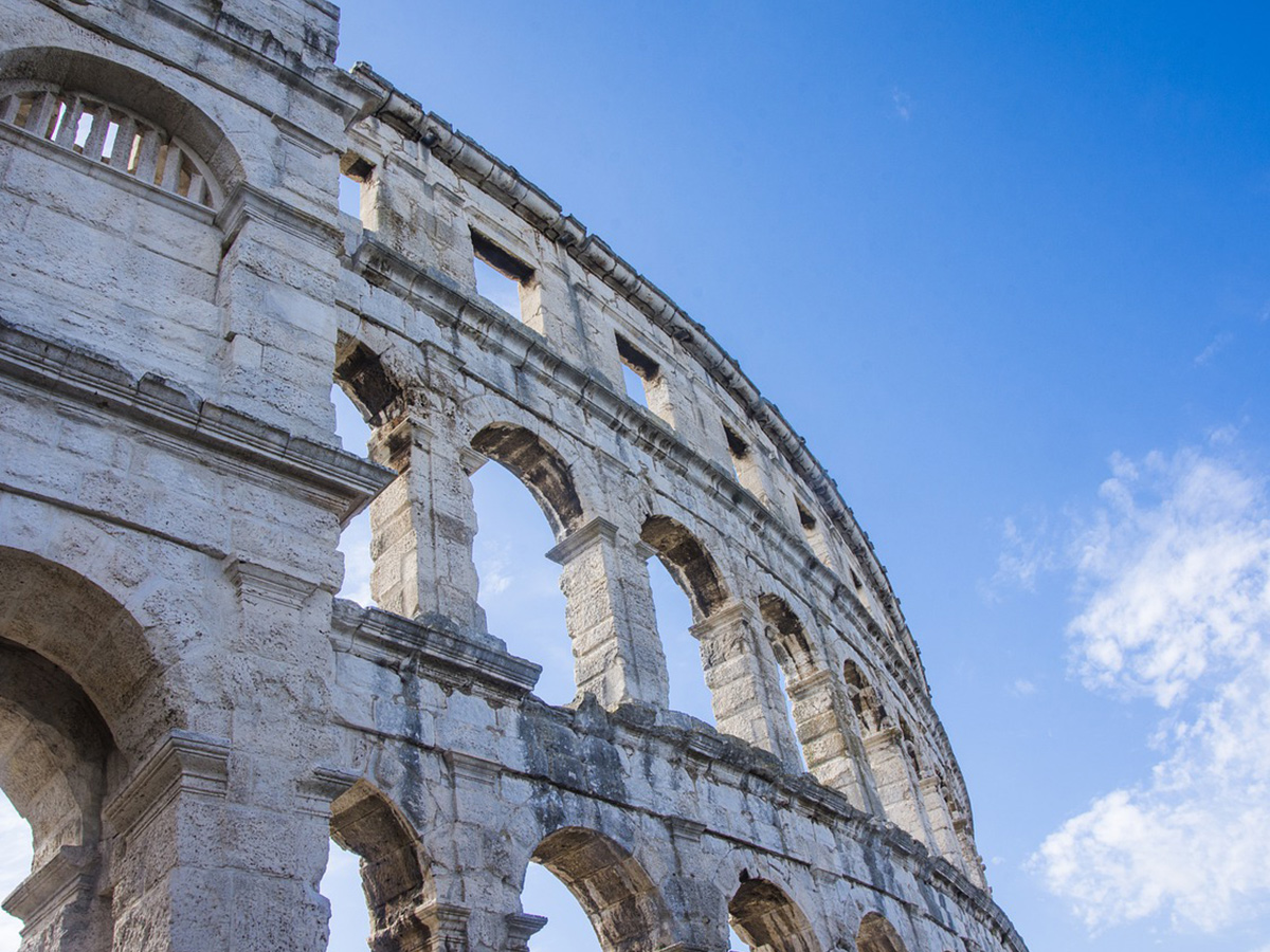 Ore 8.20 - Visita del Colosseo e dei Fori Imperiali
