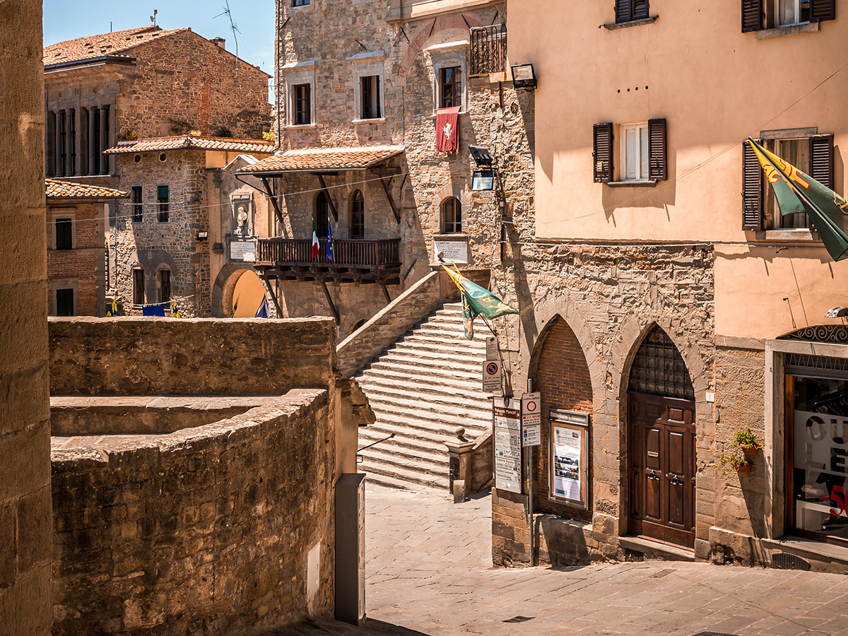Ore 11.40 - Free Walking nel centro storico di Cortona