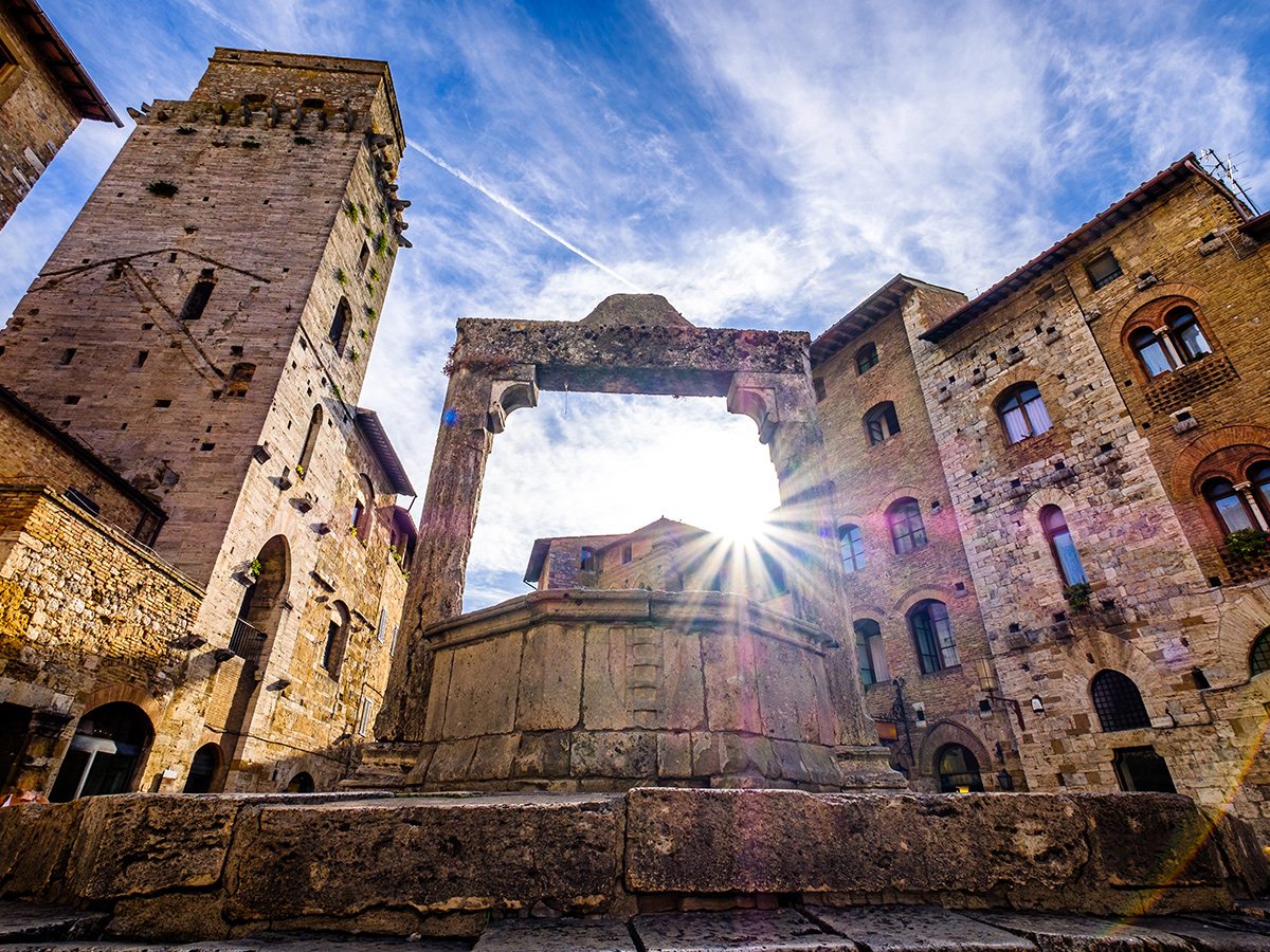Ore 15.30 - Passeggiata a San Gimignano