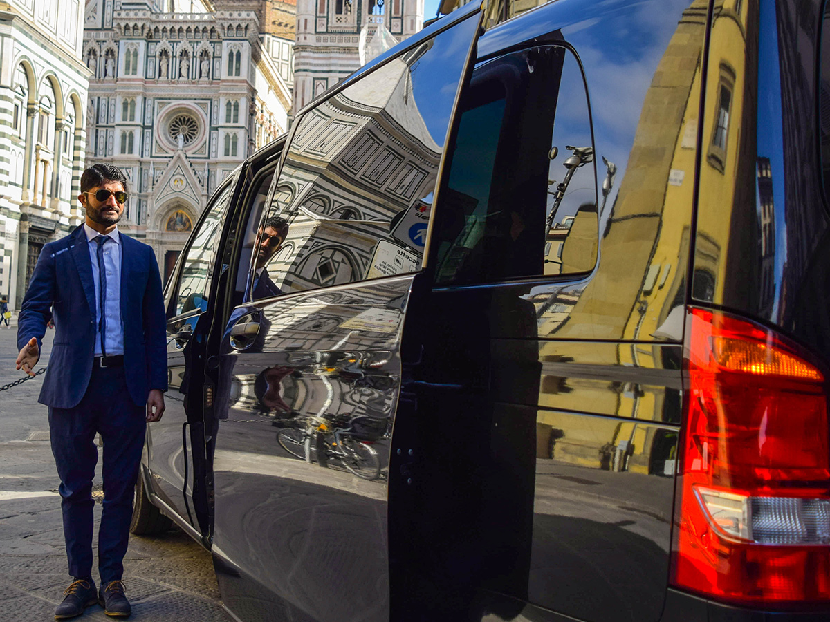 Ore 17.00 - Partenza per il rientro a Milano