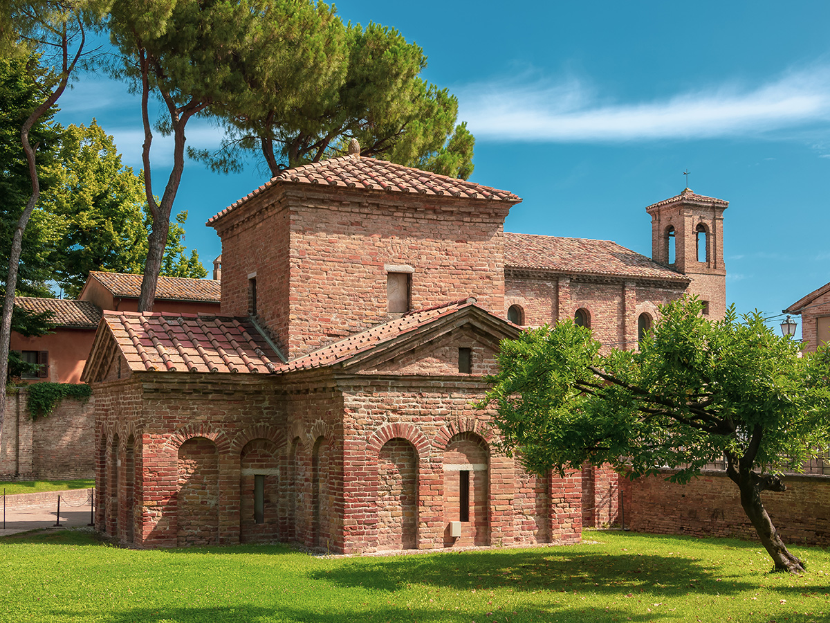 Ore 11.00 - Visita guidata di Ravenna
